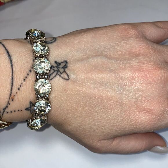 Rhinestone stretch bracelet - Picture 4 of 4